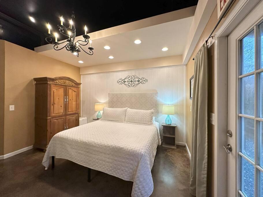 Haven At Hazel~Downtown Loft Demorest Exterior foto
