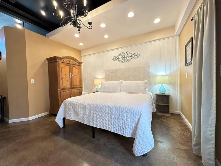 Haven At Hazel~Downtown Loft Demorest Exterior foto